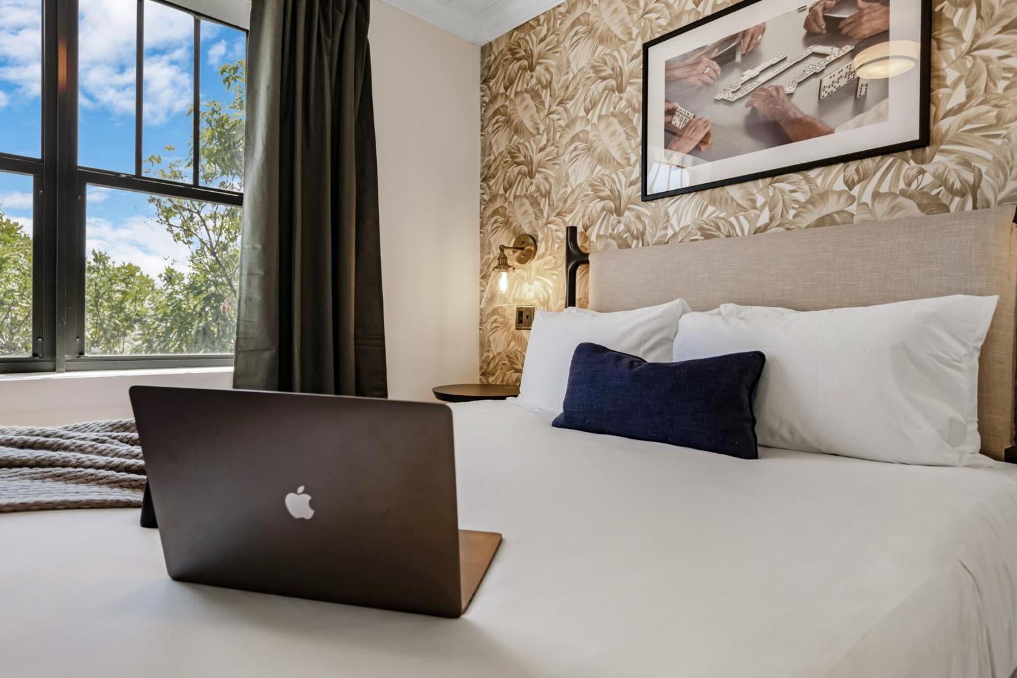 Roami At Tower Hotel - Calle Ocho 마이애미 외부 사진