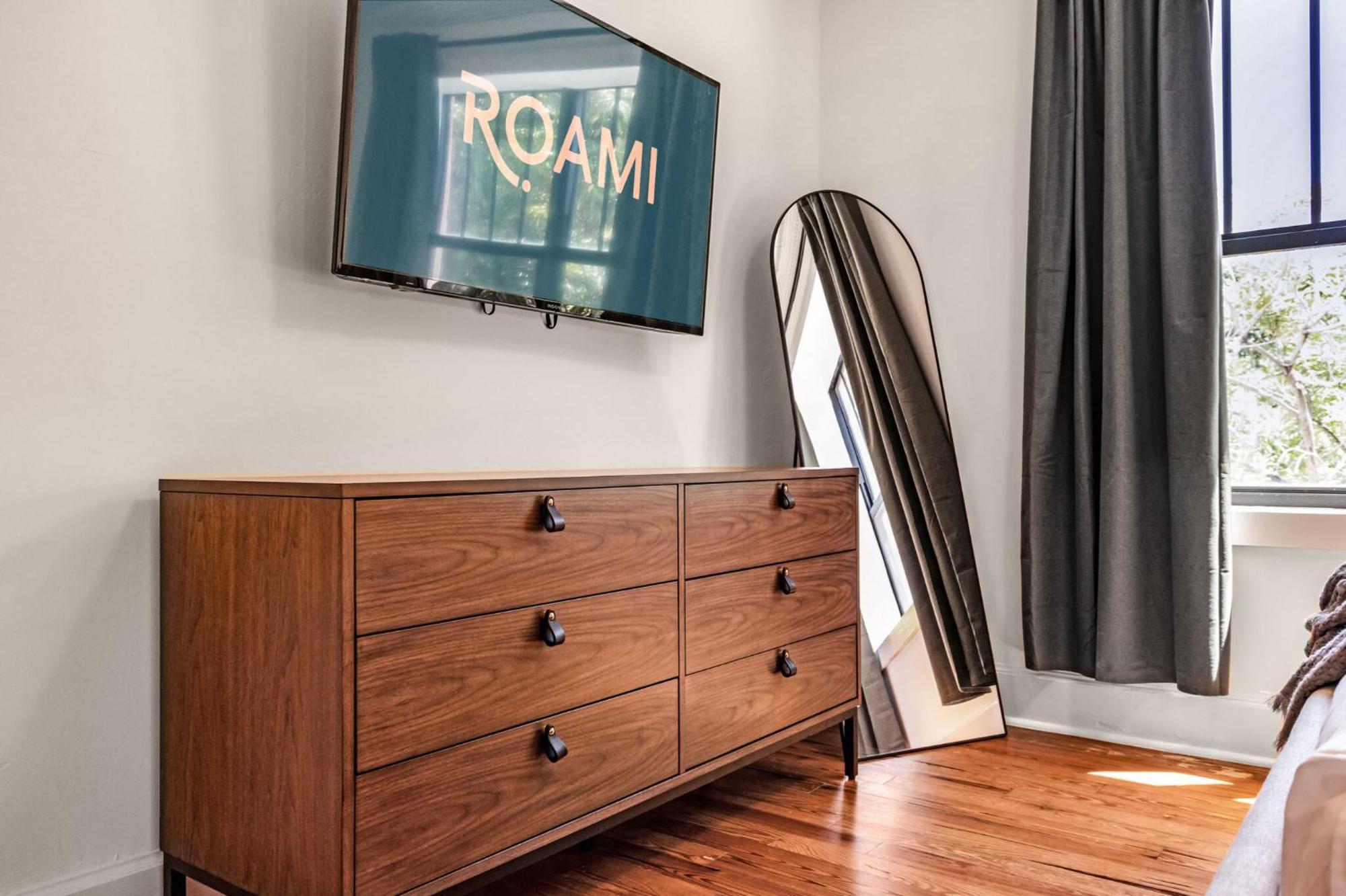 Roami At Tower Hotel - Calle Ocho 마이애미 외부 사진